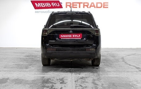 Mitsubishi Outlander III рестайлинг 3, 2012 год, 1 299 000 рублей, 6 фотография