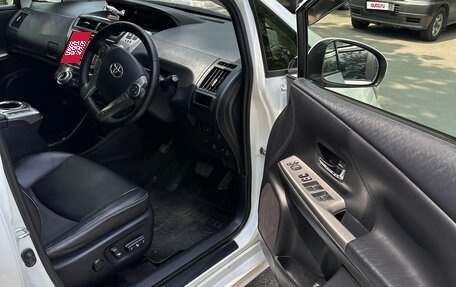 Toyota Prius Alpha I (ZVW40/41), 2015 год, 1 400 000 рублей, 11 фотография