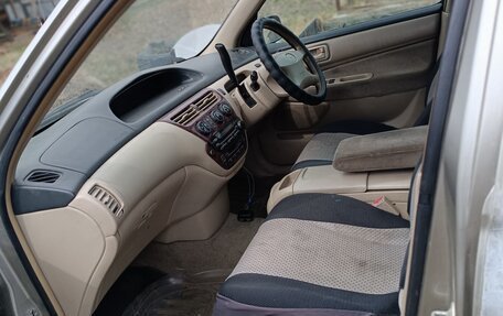 Toyota Vista V30, 1998 год, 270 000 рублей, 5 фотография