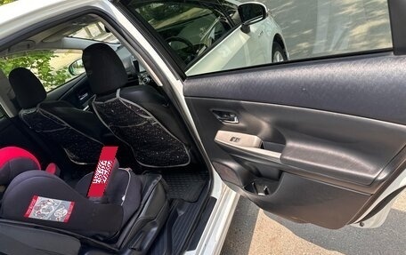 Toyota Prius Alpha I (ZVW40/41), 2015 год, 1 400 000 рублей, 12 фотография