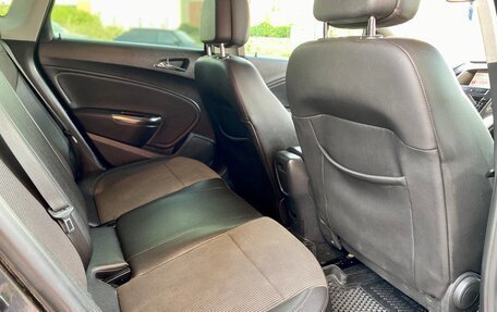 Opel Astra J, 2012 год, 699 000 рублей, 22 фотография