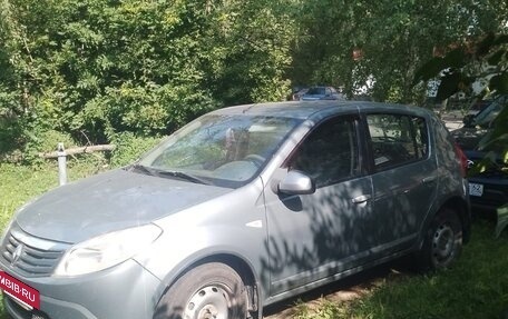 Renault Sandero I, 2011 год, 750 000 рублей, 2 фотография