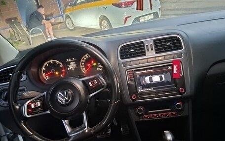 Volkswagen Polo VI (EU Market), 2018 год, 965 000 рублей, 12 фотография