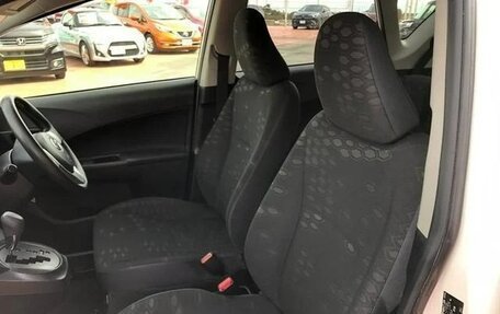 Toyota Ractis II, 2014 год, 735 000 рублей, 13 фотография