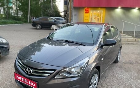 Hyundai Solaris II рестайлинг, 2014 год, 887 000 рублей, 1 фотография