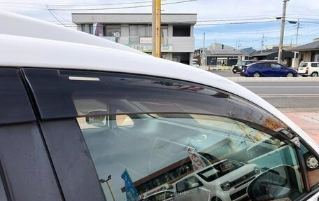Toyota Ractis II, 2014 год, 735 000 рублей, 29 фотография
