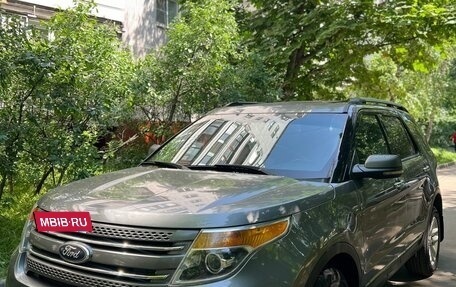 Ford Explorer VI, 2012 год, 1 290 000 рублей, 3 фотография