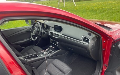 Mazda 6, 2017 год, 1 950 000 рублей, 9 фотография