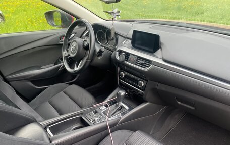 Mazda 6, 2017 год, 1 950 000 рублей, 8 фотография