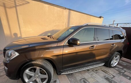 Mercedes-Benz GL-Класс, 2013 год, 2 750 000 рублей, 3 фотография