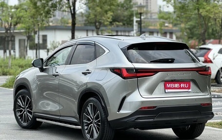Lexus NX, 2022 год, 4 500 000 рублей, 4 фотография