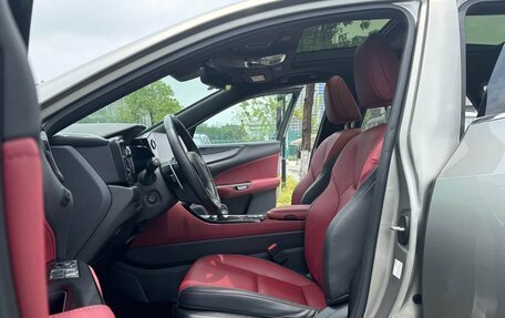 Lexus NX, 2022 год, 4 500 000 рублей, 8 фотография