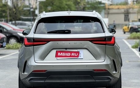 Lexus NX, 2022 год, 4 500 000 рублей, 5 фотография