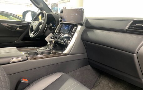 Lexus LX, 2025 год, 21 490 000 рублей, 18 фотография