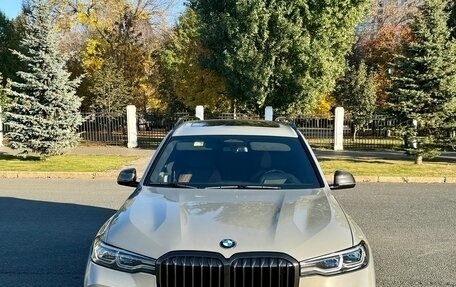BMW X7, 2022 год, 14 000 000 рублей, 5 фотография