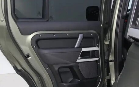 Land Rover Defender II, 2023 год, 10 520 000 рублей, 21 фотография