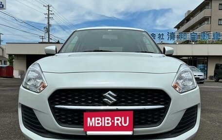 Suzuki Swift V, 2022 год, 948 000 рублей, 2 фотография