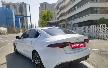 Jaguar XE I рестайлинг, 2020 год, 2 200 000 рублей, 6 фотография