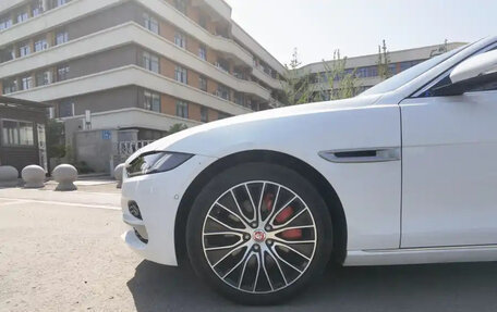 Jaguar XE I рестайлинг, 2020 год, 2 200 000 рублей, 20 фотография