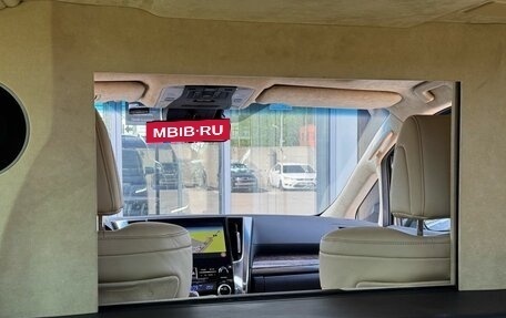 Toyota Alphard III, 2021 год, 6 200 000 рублей, 24 фотография