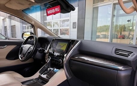 Toyota Alphard III, 2021 год, 6 200 000 рублей, 36 фотография