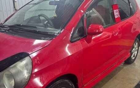Honda Fit III, 2002 год, 400 000 рублей, 1 фотография