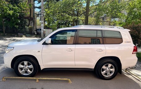 Toyota Land Cruiser 200, 2011 год, 3 550 000 рублей, 4 фотография