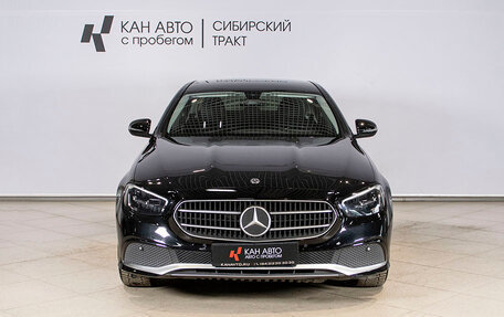 Mercedes-Benz E-Класс, 2020 год, 3 050 000 рублей, 8 фотография