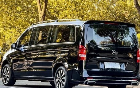 Mercedes-Benz Vito, 2021 год, 4 490 000 рублей, 3 фотография