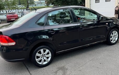 Volkswagen Polo VI (EU Market), 2013 год, 800 000 рублей, 2 фотография