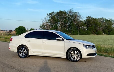Volkswagen Jetta VI, 2013 год, 970 000 рублей, 9 фотография