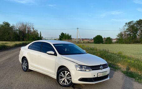 Volkswagen Jetta VI, 2013 год, 970 000 рублей, 10 фотография