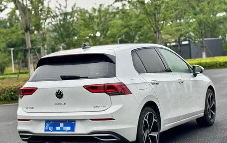 Volkswagen Golf VIII, 2021 год, 1 500 000 рублей, 5 фотография