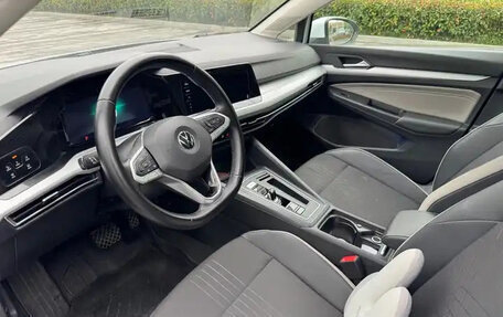 Volkswagen Golf VIII, 2021 год, 1 500 000 рублей, 11 фотография
