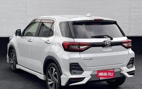 Toyota Raize I, 2022 год, 1 319 199 рублей, 3 фотография