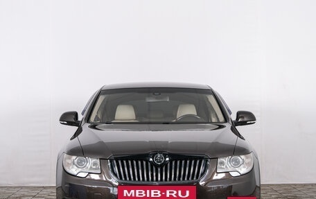 Skoda Superb III рестайлинг, 2012 год, 979 000 рублей, 2 фотография