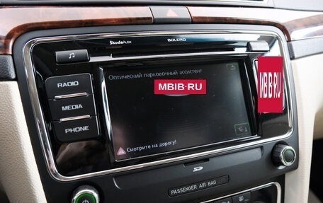 Skoda Superb III рестайлинг, 2012 год, 979 000 рублей, 15 фотография