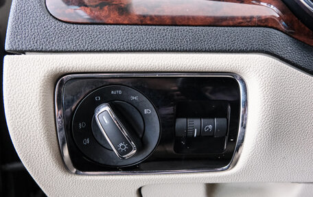 Skoda Superb III рестайлинг, 2012 год, 979 000 рублей, 21 фотография
