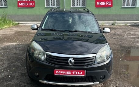 Renault Sandero I, 2012 год, 660 000 рублей, 1 фотография