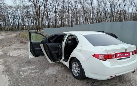 Honda Accord VIII рестайлинг, 2011 год, 1 155 000 рублей, 25 фотография