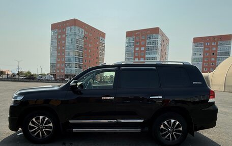 Toyota Land Cruiser 200, 2011 год, 3 900 000 рублей, 2 фотография