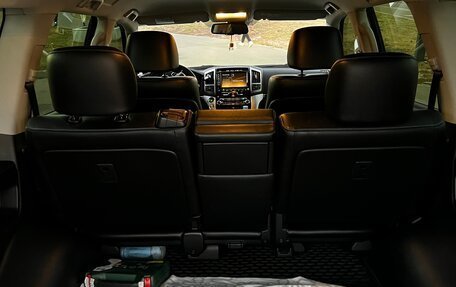 Toyota Land Cruiser 200, 2013 год, 5 900 000 рублей, 8 фотография