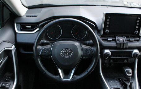 Toyota RAV4, 2021 год, 3 200 000 рублей, 8 фотография