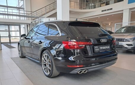 Audi A4, 2017 год, 2 645 000 рублей, 7 фотография