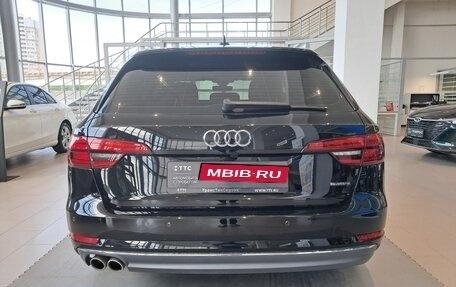 Audi A4, 2017 год, 2 645 000 рублей, 6 фотография