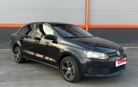 Volkswagen Polo VI (EU Market), 2013 год, 750 000 рублей, 1 фотография