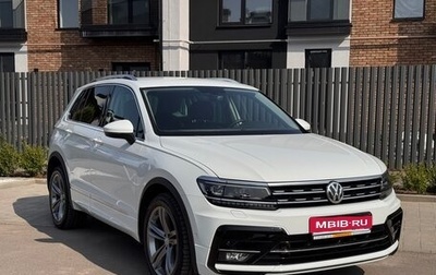 Volkswagen Tiguan II, 2018 год, 3 250 000 рублей, 1 фотография