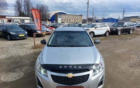 Chevrolet Cruze II, 2013 год, 749 000 рублей, 4 фотография