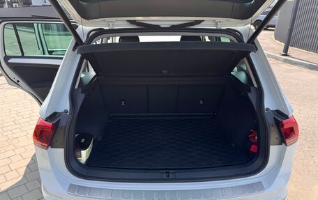 Volkswagen Tiguan II, 2018 год, 3 250 000 рублей, 18 фотография