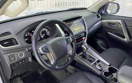 Mitsubishi Pajero Sport III рестайлинг, 2020 год, 5 140 000 рублей, 5 фотография